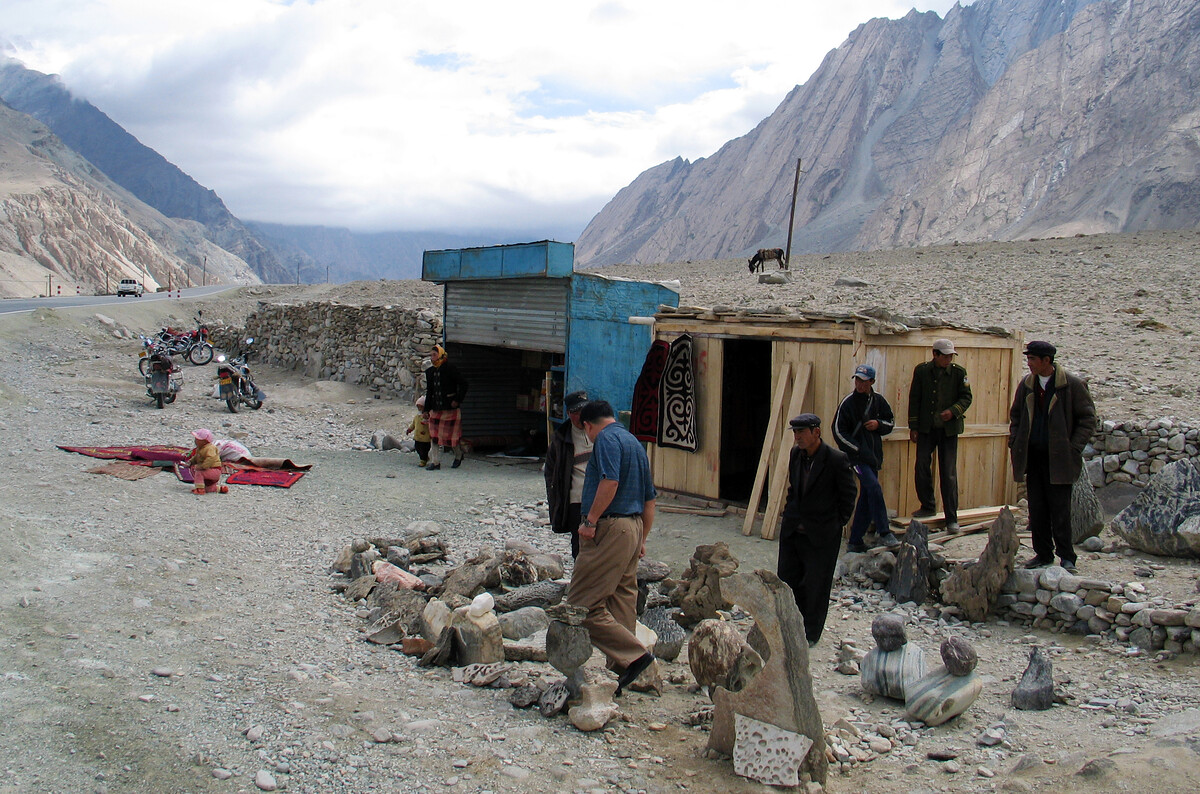 Stalls at a roadside stop by Baisha Lake, Karakorum Highway