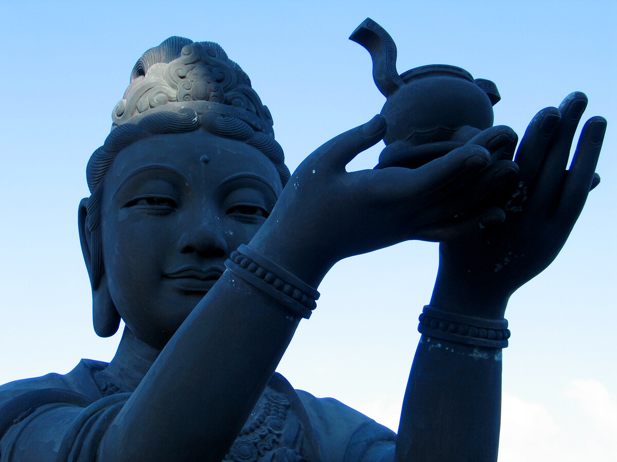 Close shot, nearby the Tiantan Buddha