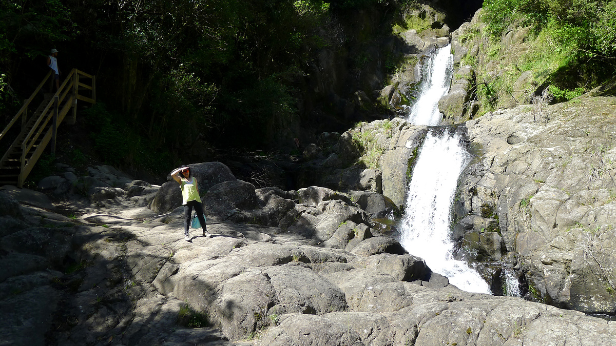 Kaiate Falls track