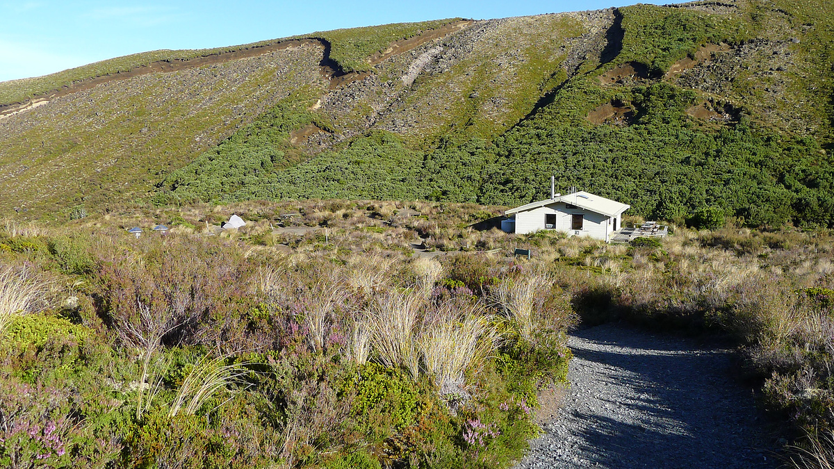 Mangatepopo Hut