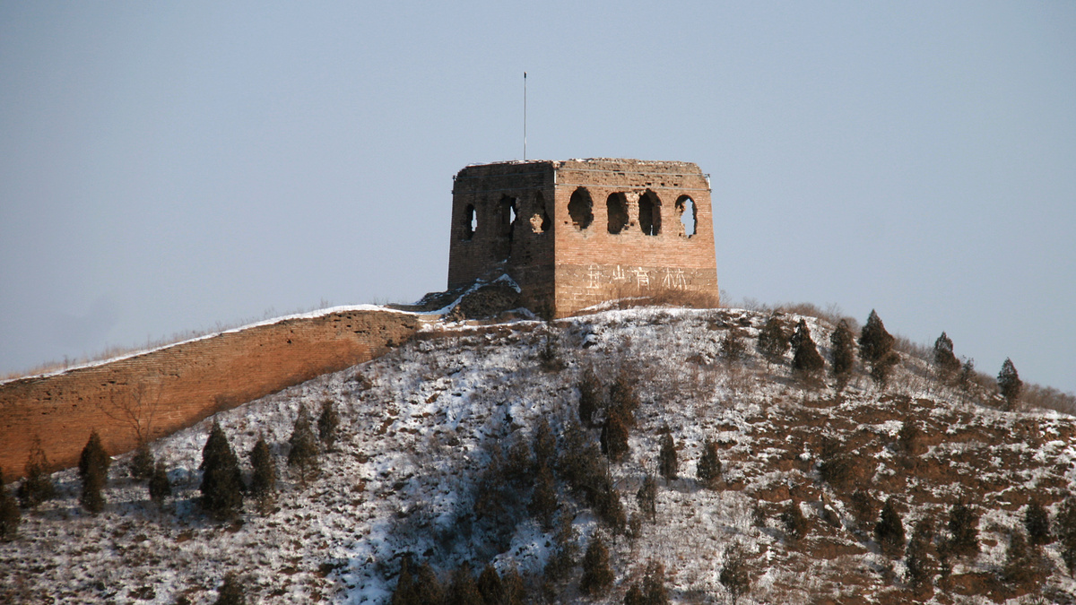 The large tower next to the General’s Tower.