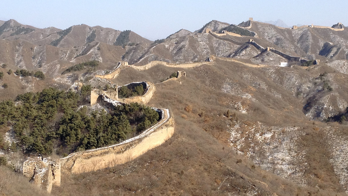Views toward the top section of the Gubeikou ‘Panlongshan’ Great Wall.