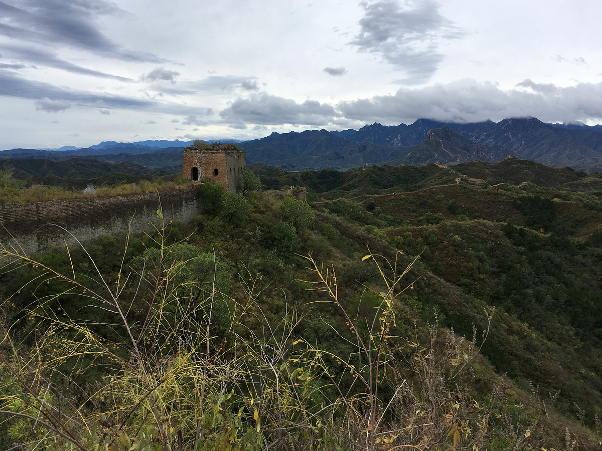 One of the towers on the top section of the Gubeikou ‘Panlongshan’ Great Wall.