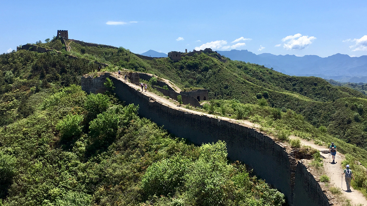 The approach to 24-Eyes Tower.