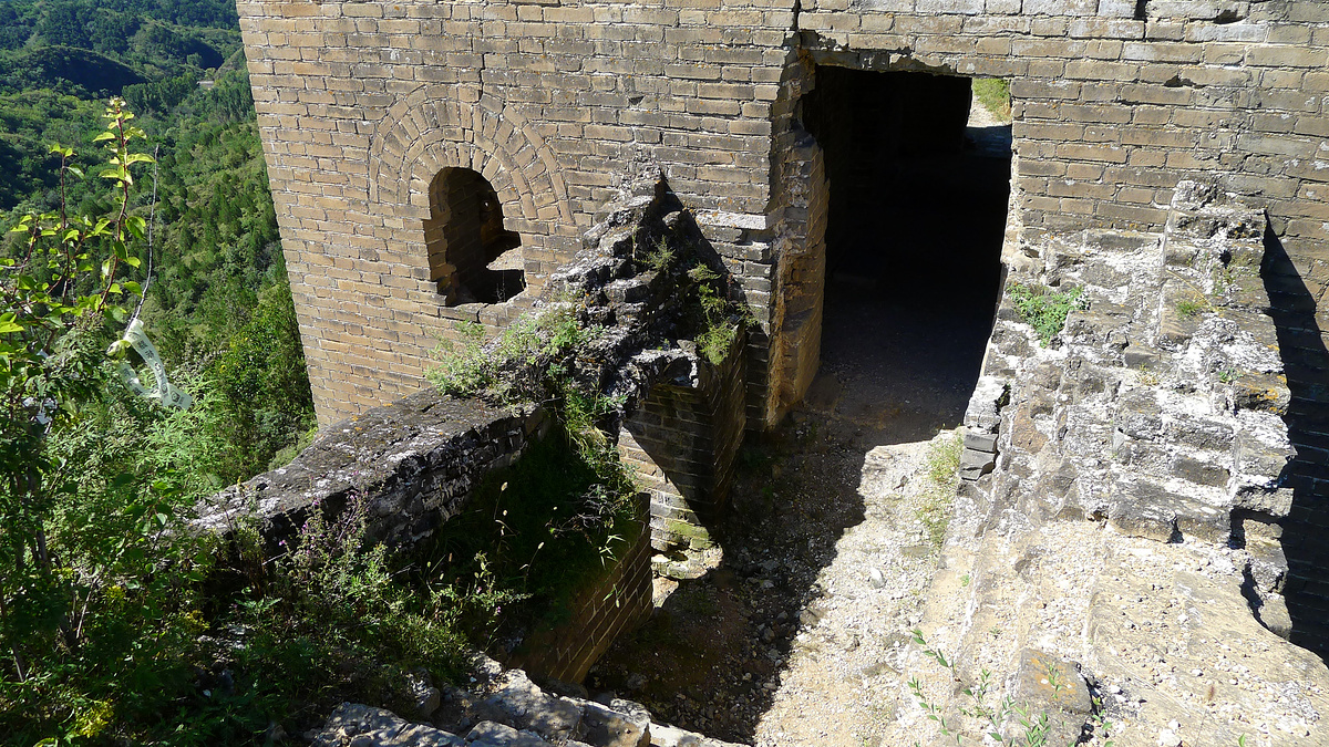 An arched entry in the Great Wall.