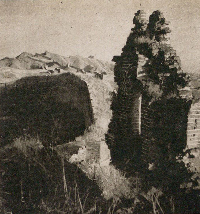 A corner pillar of a broken Great Wall tower