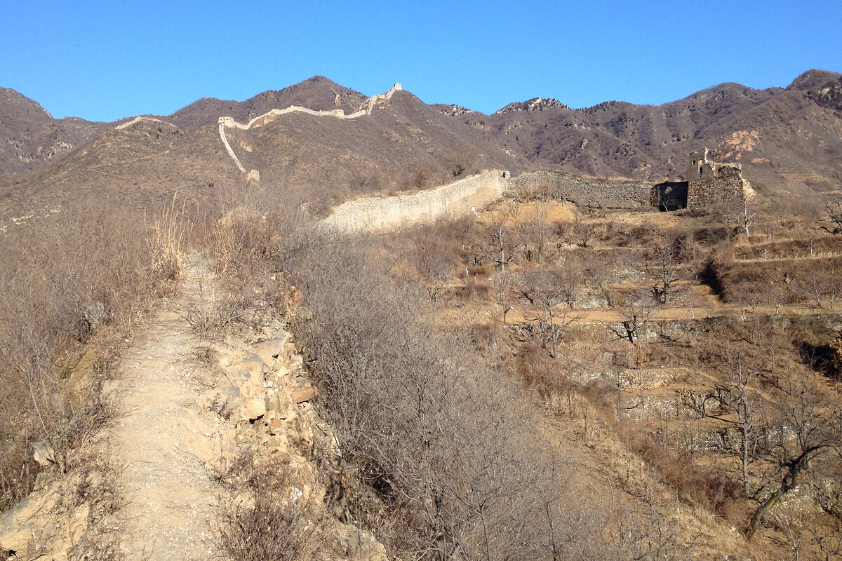 Old Great Wall on a low ridge