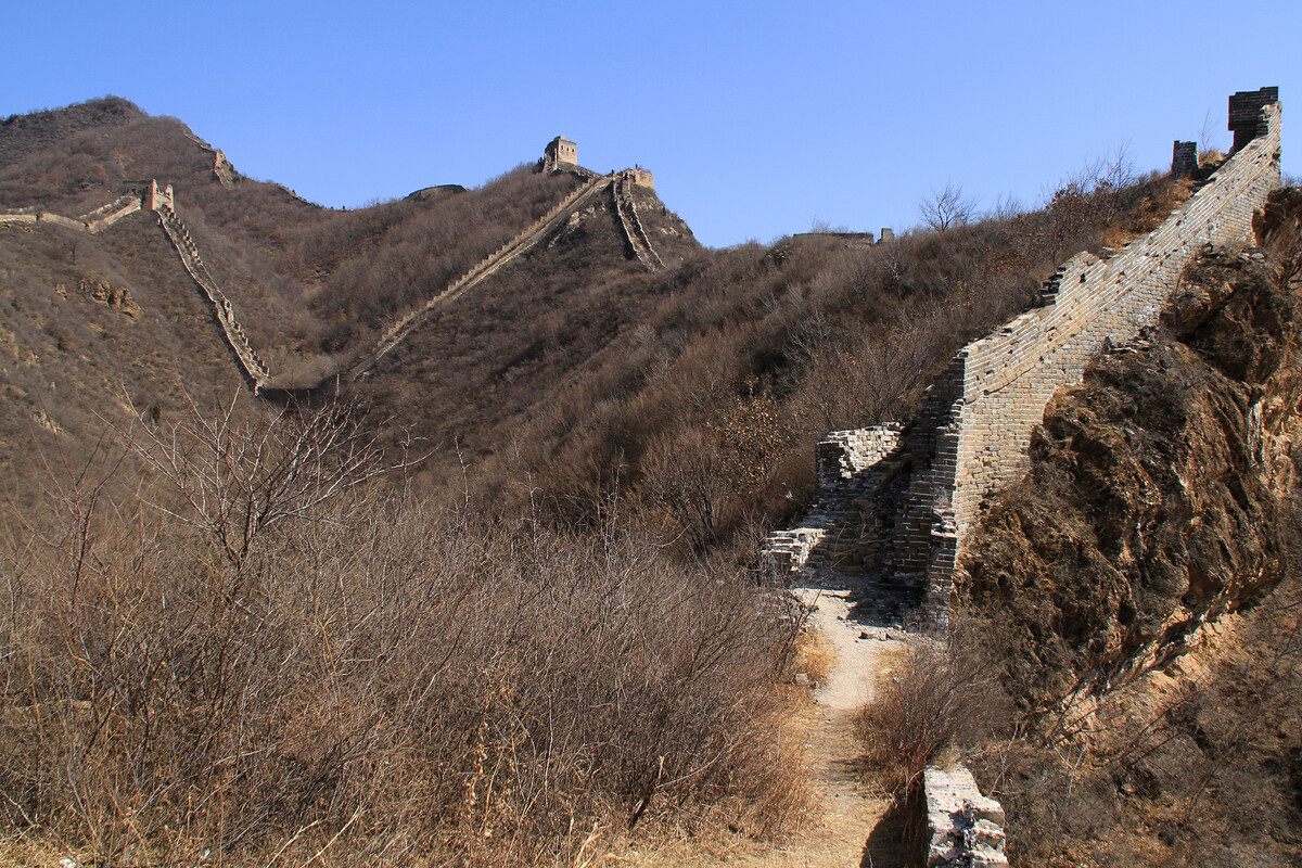 V-shaped section of Great Wall at Qiangzilu.