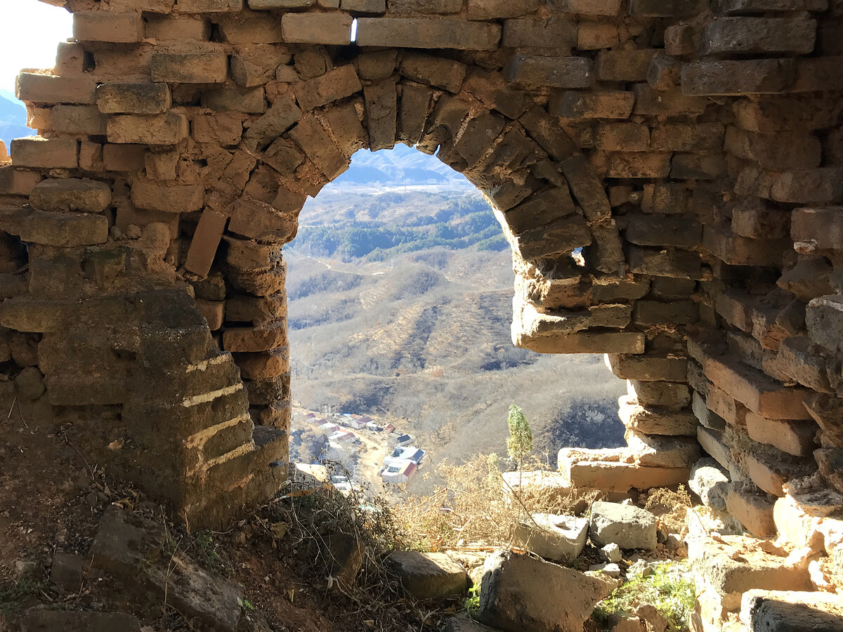 Arched window in a Great Wall tower.